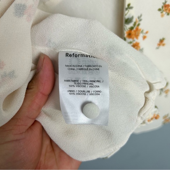 Reformation Bettie floral print high neck top size 10 zip back closure - Picture 15 of 16
